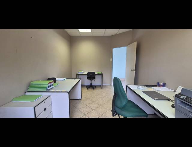 83M² OFFICE FOR SALE IN GILLITTS